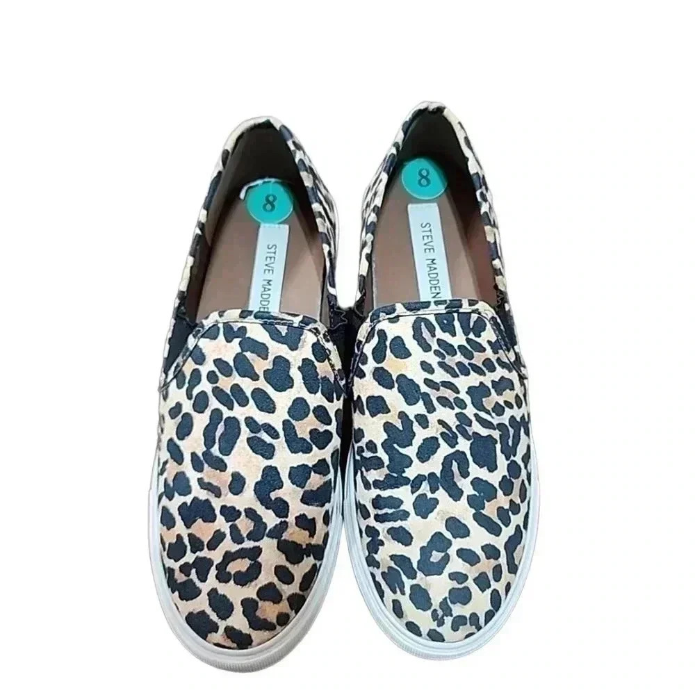 Steve Madden Cheetah Print Slip on sneakers. Size 8